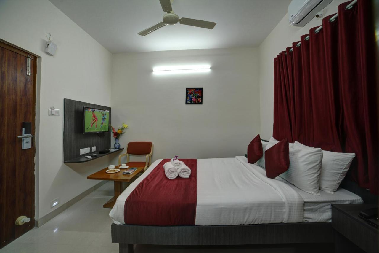 Sm Royal Suites - Hotel Near Kempegowda International Airport Bangalore Devanahalli Exteriér fotografie